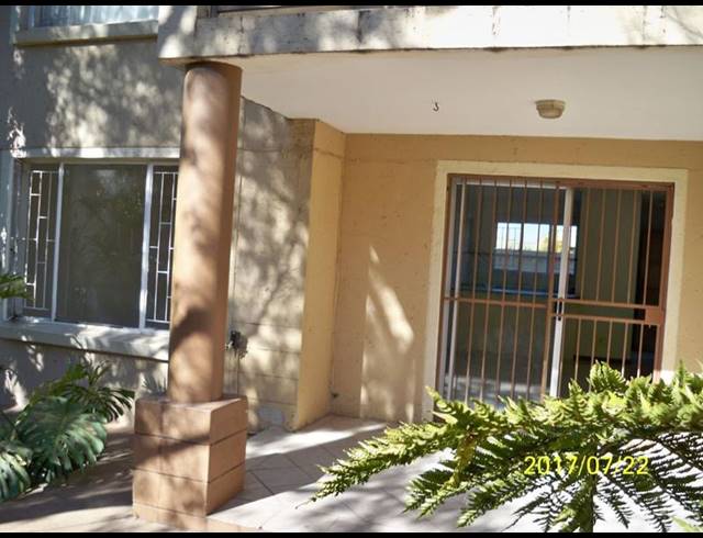 2 BEDROOM PROPERTY TO RENT IN DIE HOEWES